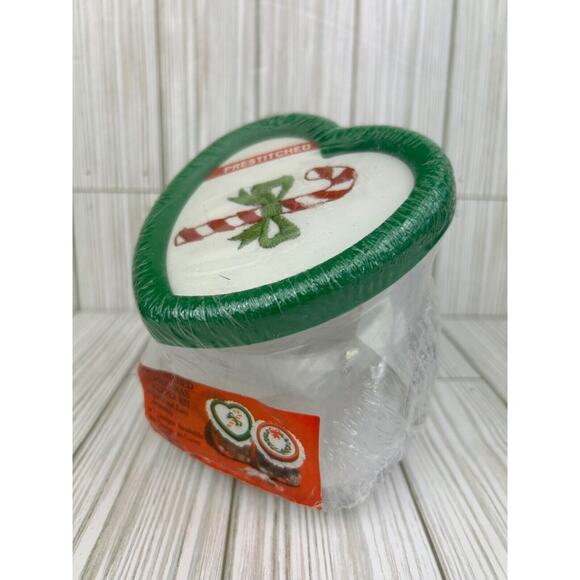NOS Christmas Treats Keeper Plastic Jar Crewel Needlepoint Kit Candy Cane 1980s - Picture 6 of 6